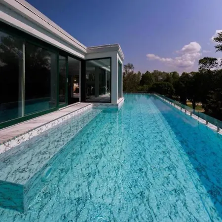 Apartament Bauhaus Labi Garden Wellness Siófok