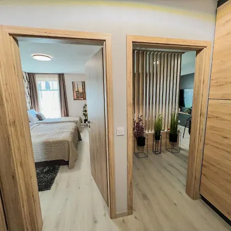 Bauhaus Labi Garden Wellness Apartment *