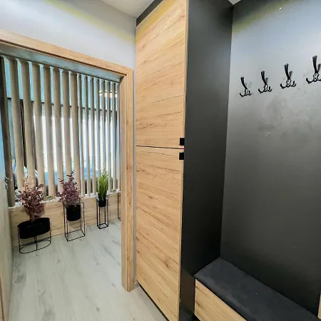 Lejlighed Bauhaus Labi Garden Wellness