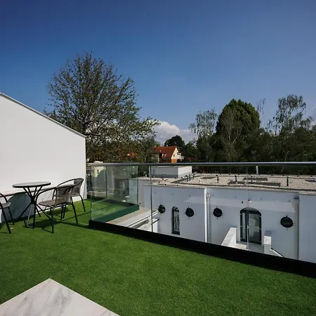 Bauhaus Labi Garden Wellness * Siofok