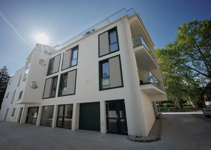 Appartement Bauhaus Labi Garden Wellness *