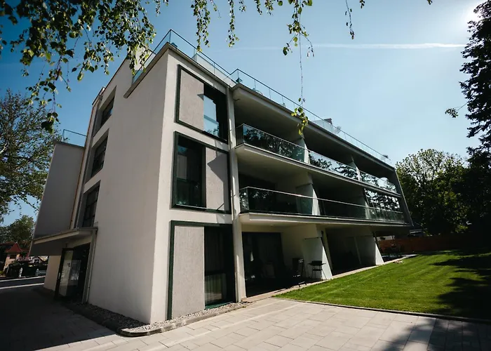 Apartamento Bauhaus Labi Garden Wellness Siófok