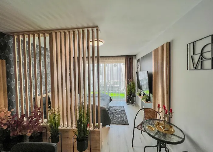 Apartamento Bauhaus Labi Garden Wellness Siófok